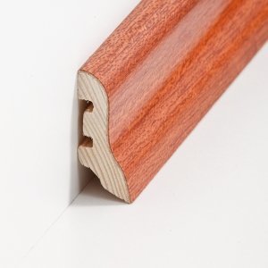 Südbrock Sockelleisten Holzkern Merbau lackiert...